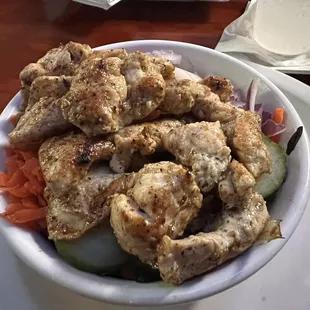 Side salad with chicken