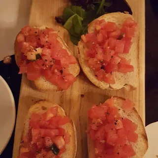 Bruschetta Toscana*