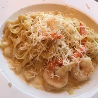 Fettuccine Alfredo