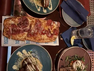 Fernando’s Hideaway