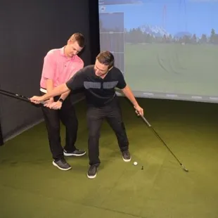 What should you eat before a round of golf? Balance is the key! We need a mix of carbs, fats, and proteins...