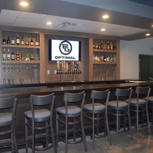 Have fun while improving your game with aboutGOLF's suit of ball strike games.