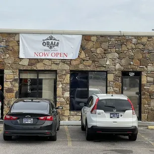 Front entrance to eatery. Sorry but forgot to take pictures of the food. Oh well.