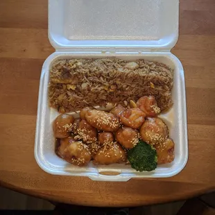 Sesame Chicken - Lunch Special