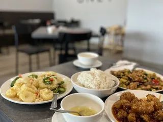 Royal Wok