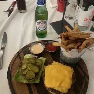 Wagyu Blossom Cheesburger