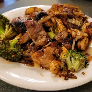 Lunch Buffet ($8.99) ~ Hibachi ~