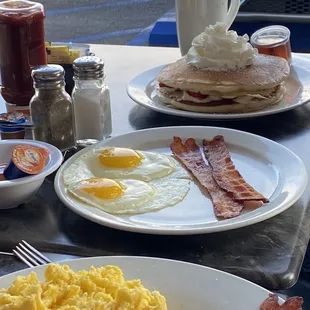 Stuffed Pancakes Combo