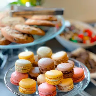 macarons and cookies