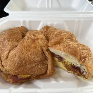 Croissant breakfast sandwich with bacon