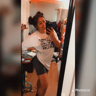 Nallely V.