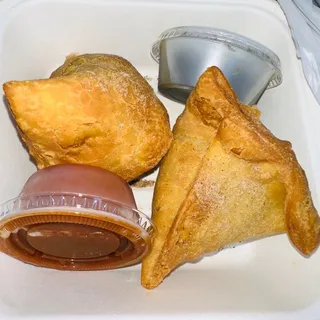 2 Piece Veggie Samosa