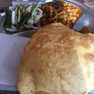 Chana Bhatura