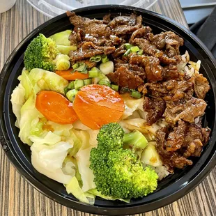 Beef and vegetable bowl