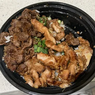 3. Chicken and Beef Bowl (i ate 1/3 when hungry lol)
