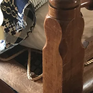 How rope was used to support the straw mattress.