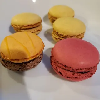 Homemade Chocolate Macaron