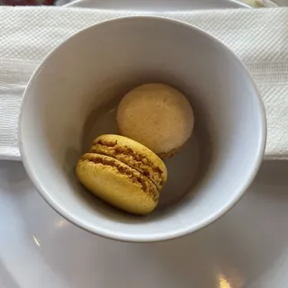 Homemade Vanilla Macaron