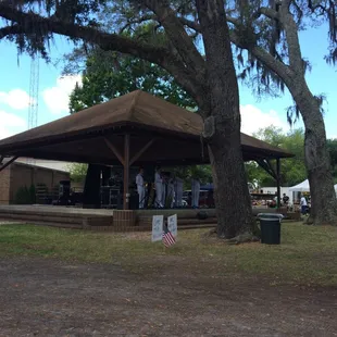 Live music by a Navy band!