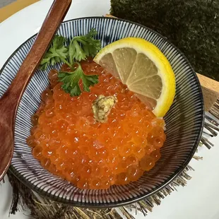 Temaki Ikura