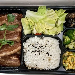 B02. Slow-Braised Pork Belly Square