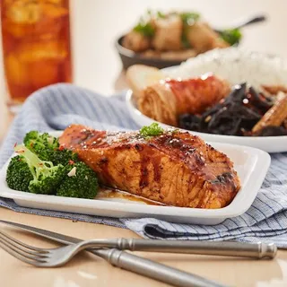 B06. Seared Fresh Salmon Teriyaki Square