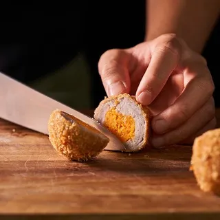 S06. Golden Egg Yolk Taro Ball (5pcs) (5