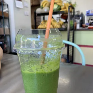 Kale Juice  (Kale, orange juice, pineapple and green apples)