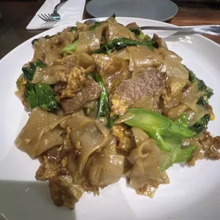 2. Pad See Ew