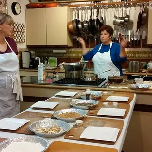 getting ready for truffle making class