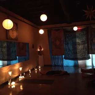 Candlelight Yoga
