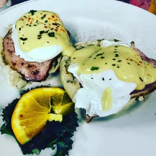 Eggs Benedict