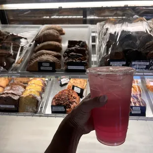 Dragon, fruit, sparkling lemonade hee
