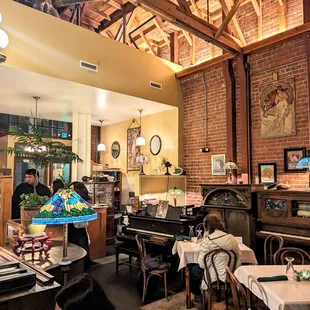 Vaulted restaurant