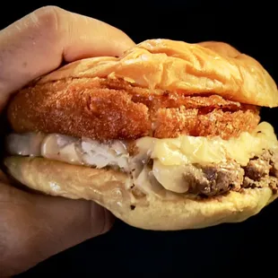 Ghost Pepper Burger for $15 was disappointing at best... ABSOLUTELY NOTHING LIKE THE MENU PICTURE OR DESCRIPTION?!