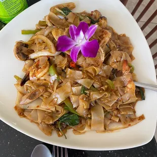 Drunken noodles