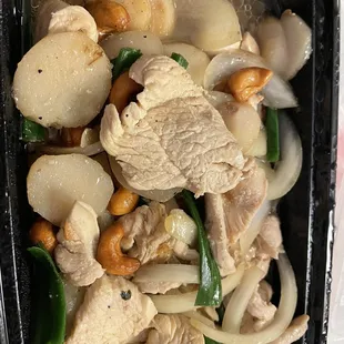 Cashew chicken
