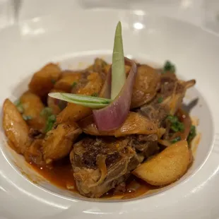 Kuurdak( roasted lamb with potatoes and onions)