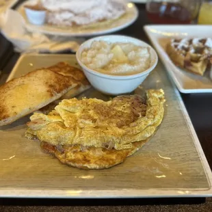 Jambalaya omelette