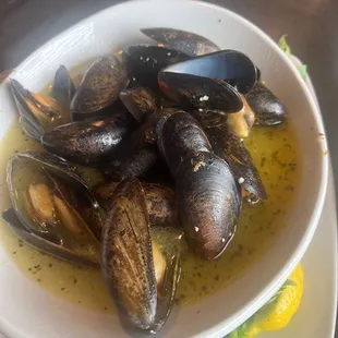 Steamed Mussels
