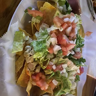 Nachos with chicken.