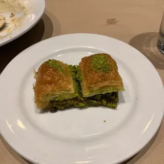 Baklava 2 pieces