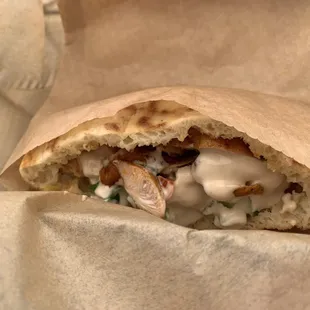 Pita sandwich, chicken, kids