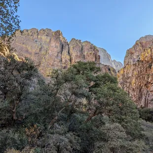 Dripping Springs Trail | Instagram: @telephonesmoothie