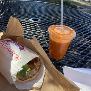 Harmony juice, falafel gyro