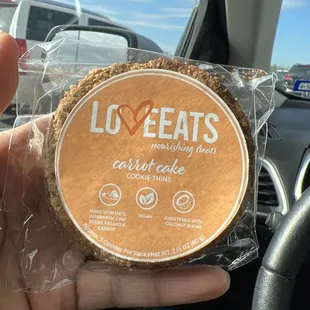 I CANNOT even explain how much I am in love with these cookie thins! Carrot cake is easily my favorite!