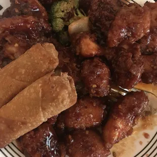 Tiny egg rolls, not worth $1.