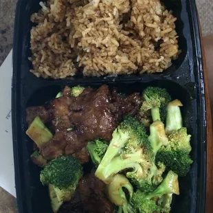 Beef with Broccoli Dinner Combo