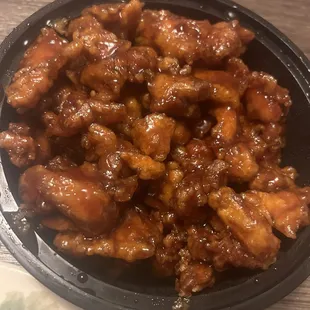 General Tso&apos;s Chicken*