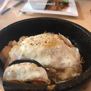 Dolsot Bibimbap
